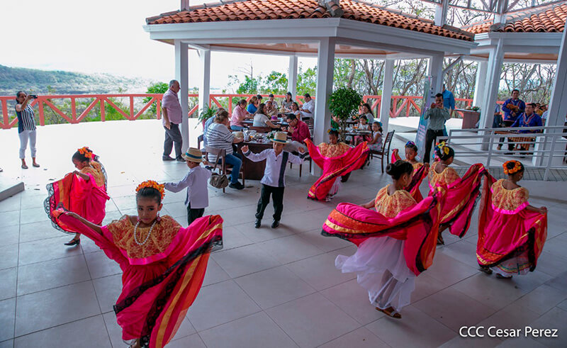 restaurante-mirador-el-balcon-volcan-masaya-inauguracion